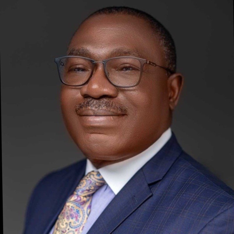 DR PAUL ARINZE : PROPULSER LA FRANCHISE AFRICAINE VERS L'AVENIR